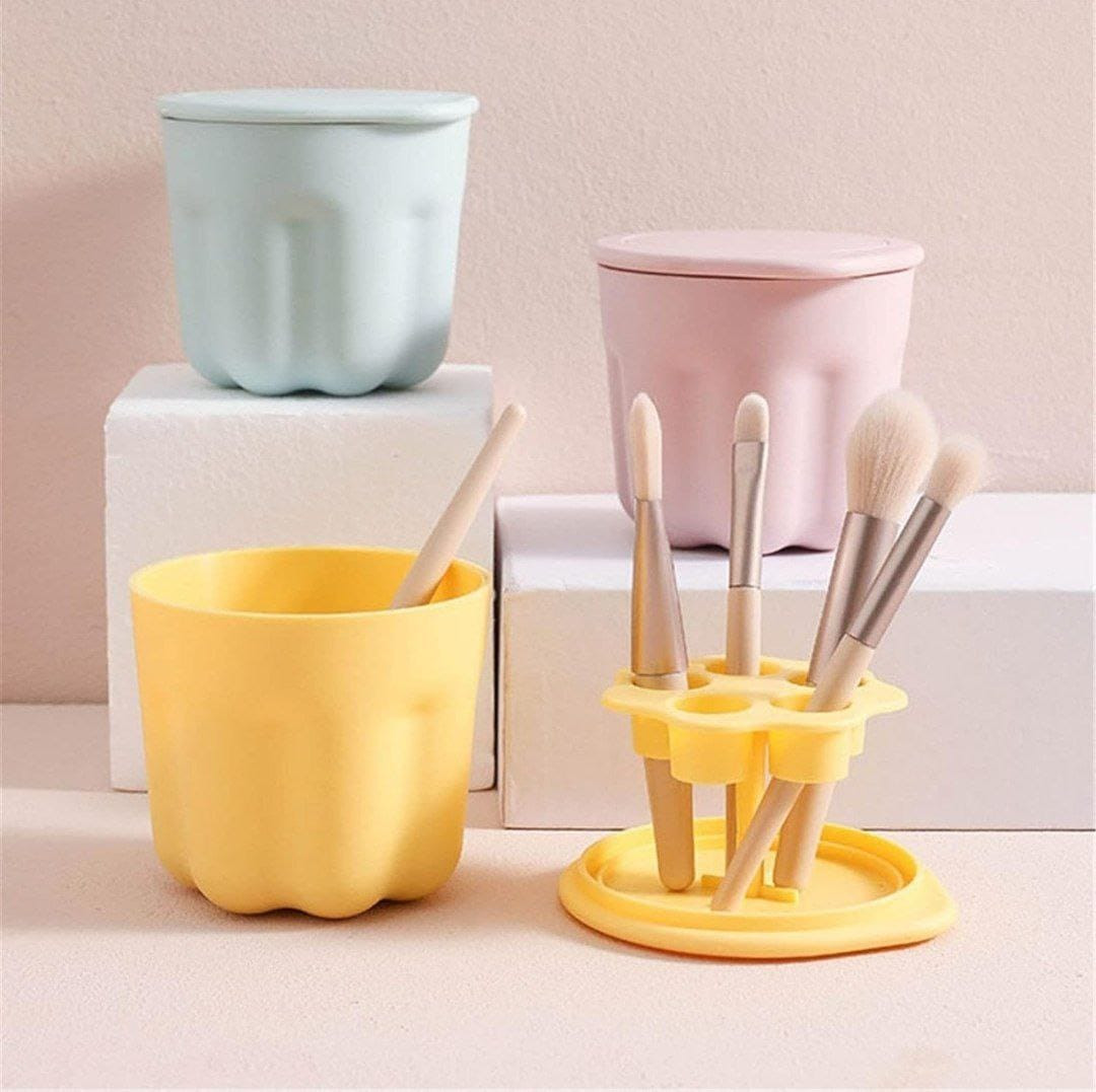 Makeup brush cleaner + holder